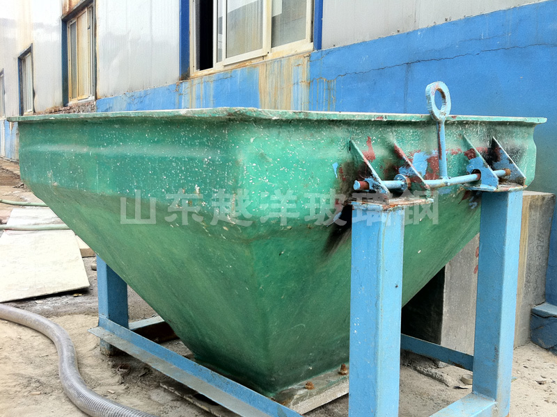 玻璃鋼接料（liào）鬥